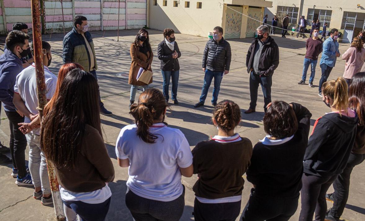 Comodato Colegio Cacharí