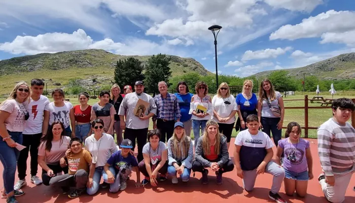 Visita Escuela Cacharí