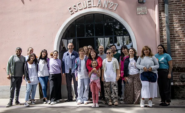 Guardapolvos a escuelas