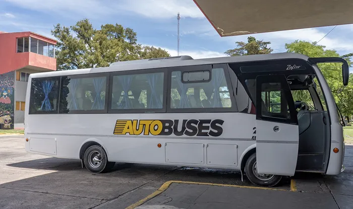 colectivo a Cacharí