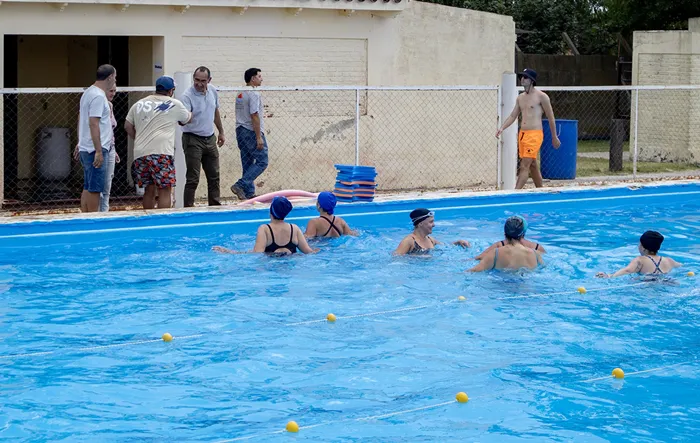 pileta natación en Chillar