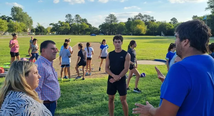 Visita Escuela de Atletismo