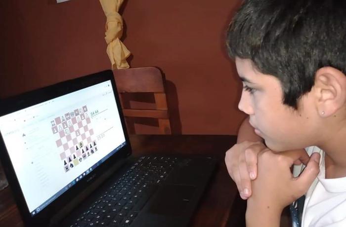 Ajedrez - Lucas Toledo