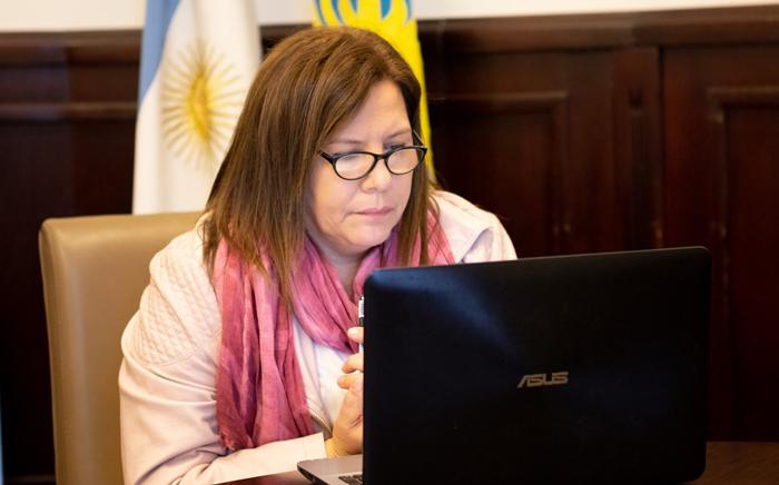Senadora Lucrecia Egger