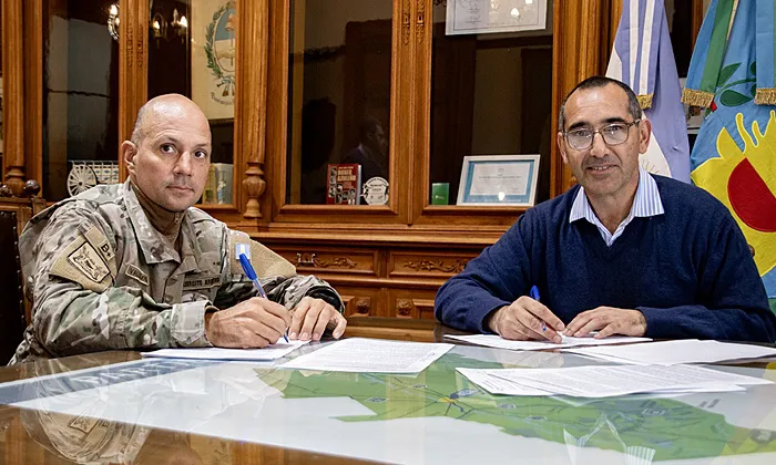 Reunión y acuerdo con Ejercito