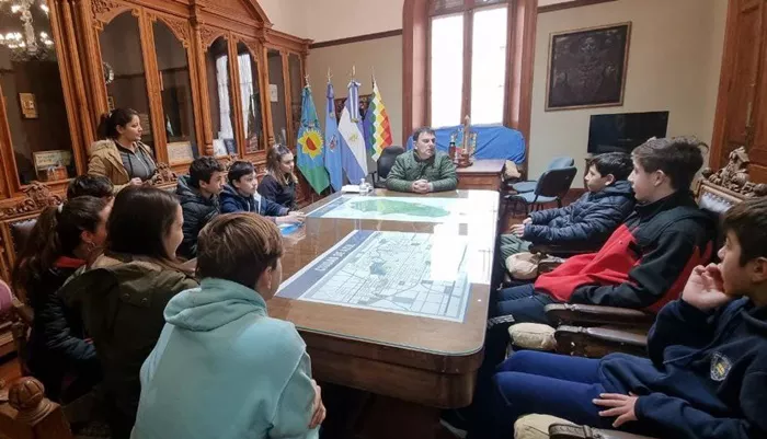 Visita Escuela de Kayak Polo