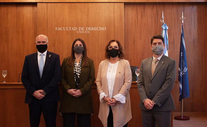 Facultad de derecho