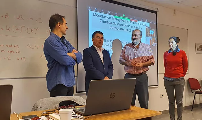 Capacitación CADES