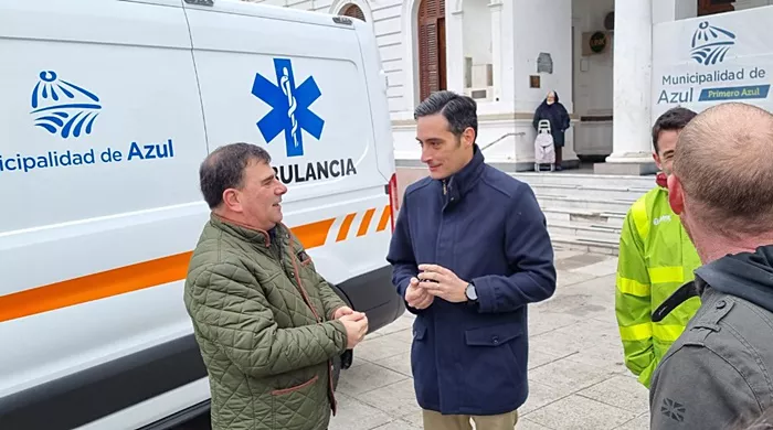 Nueva ambulancia para Azul