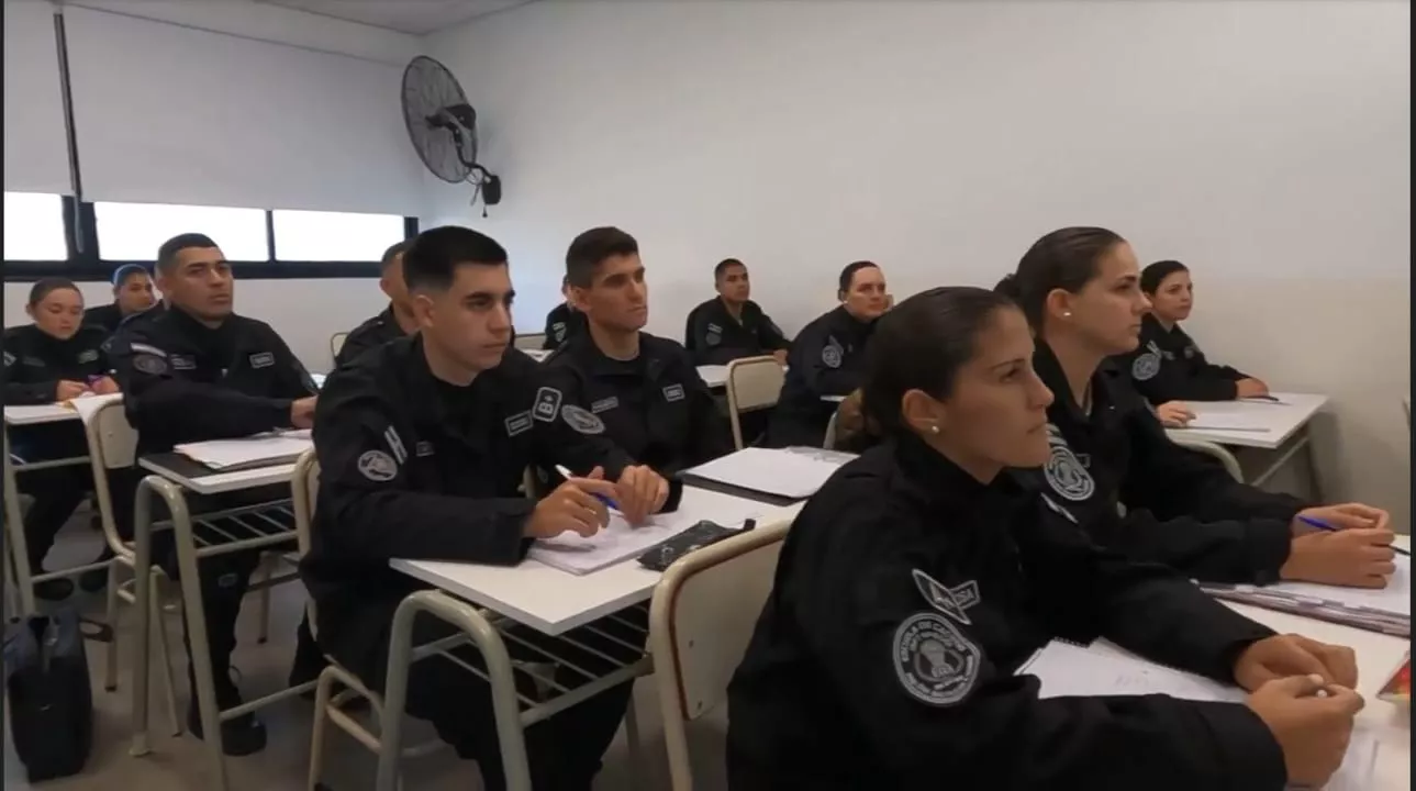 Cadetes penitenciarios