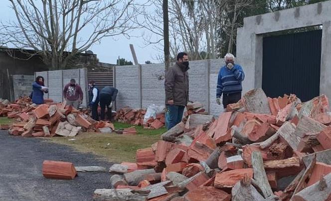 Entrega de leña