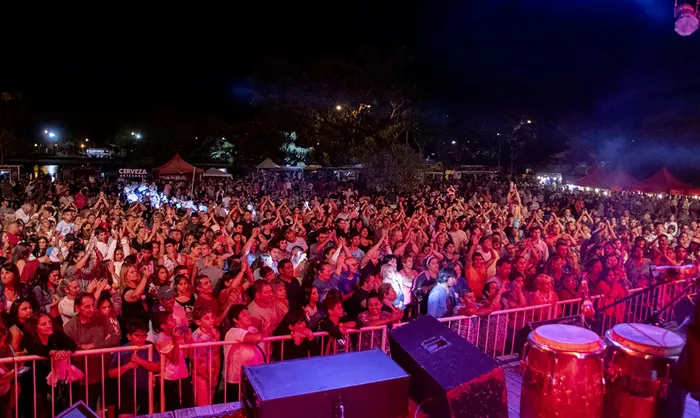 Azul Tropical Fest