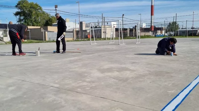 Mejoras en instituciones