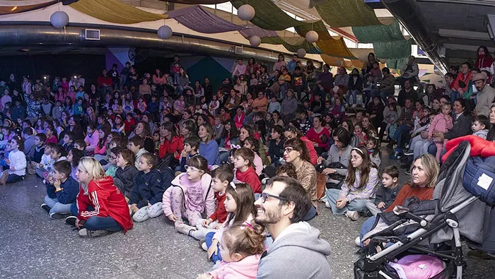 Cierre Azul te Abriga