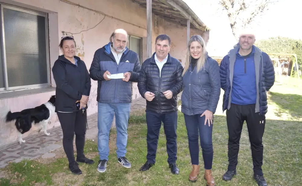 Entrega de subsidios a los hogares Sagrado Corazón y Buen Pastor