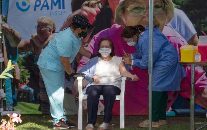 Vacunación adultos mayores