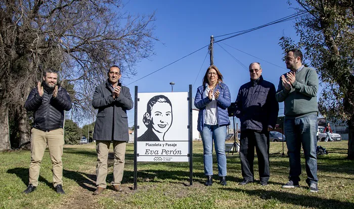 Plazoleta y pasaje Eva Perón
