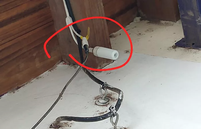 Robo, daño tentativa de robo y amenazas
