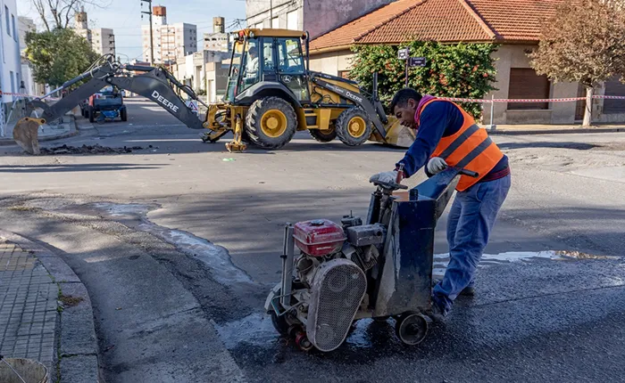 Obra bocacalle y bacheo