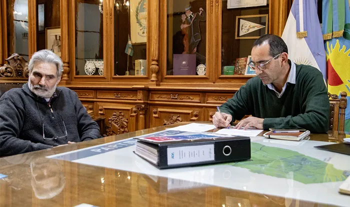 Reunión y firma comité hídrico