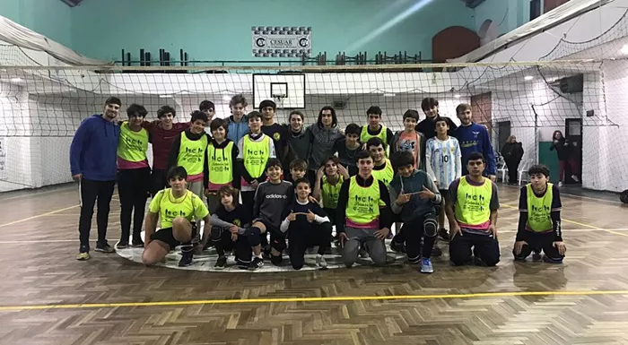 Voley