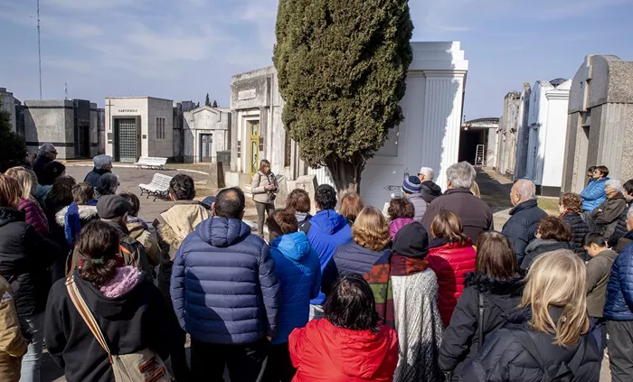 Visita al Cementerio