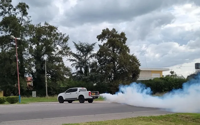 Fumigación en Azul